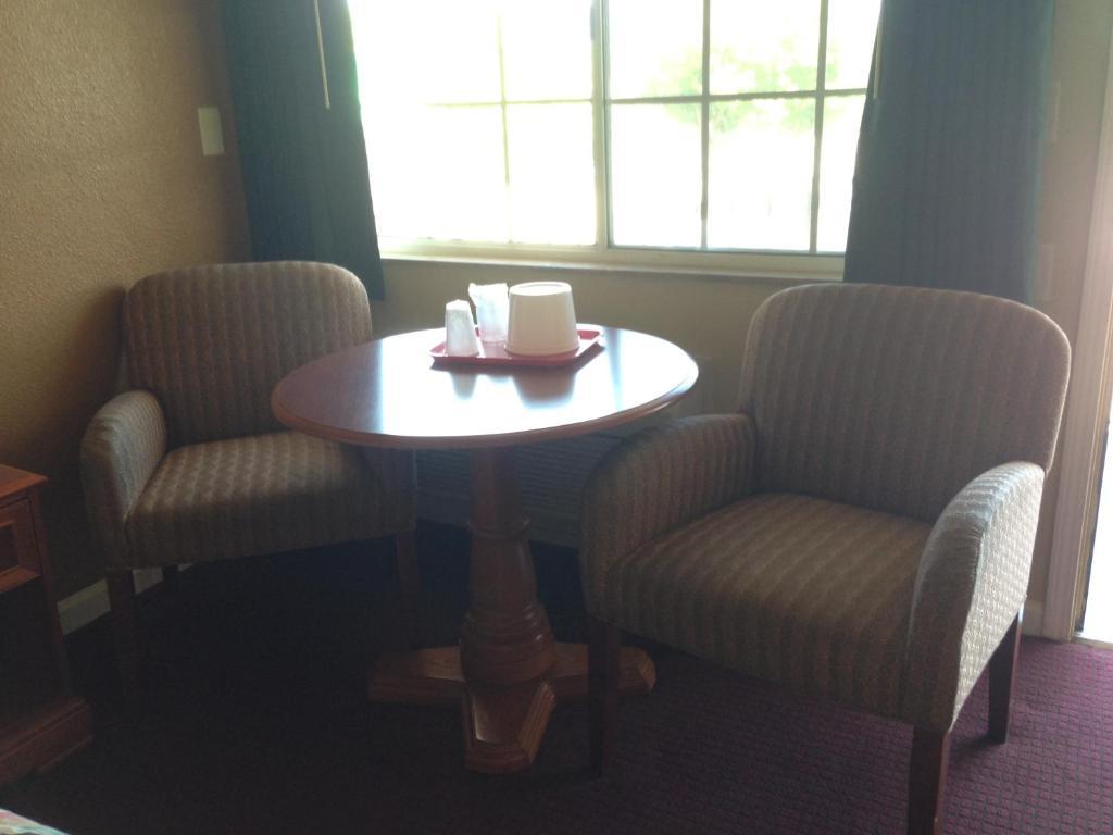 Sundial Lodge Redding Værelse billede